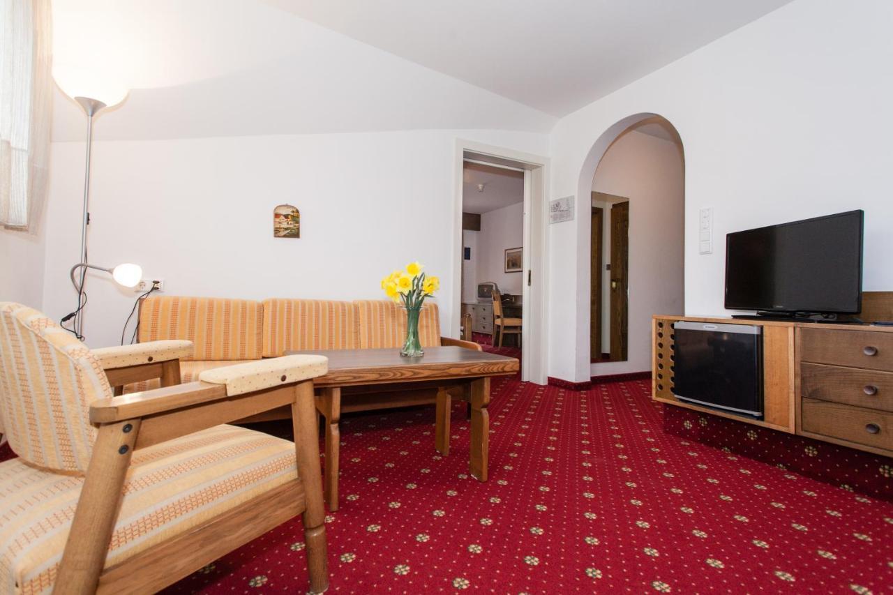 Hotel Am Wolfgrubenersee Soprabolzano Camera foto